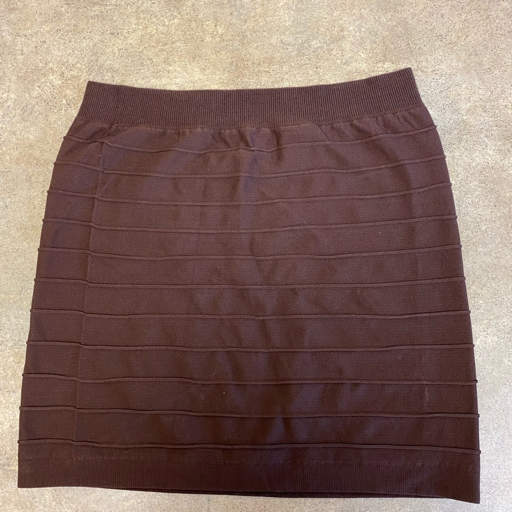 Business casual pencil skirt